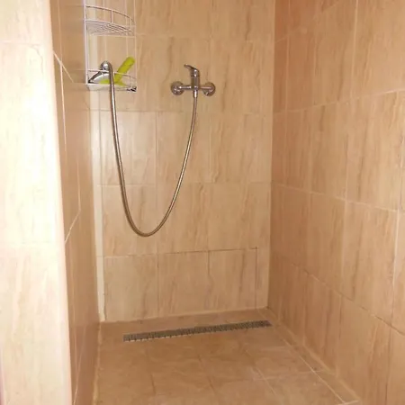 Borisz Vendeghaz Apartment